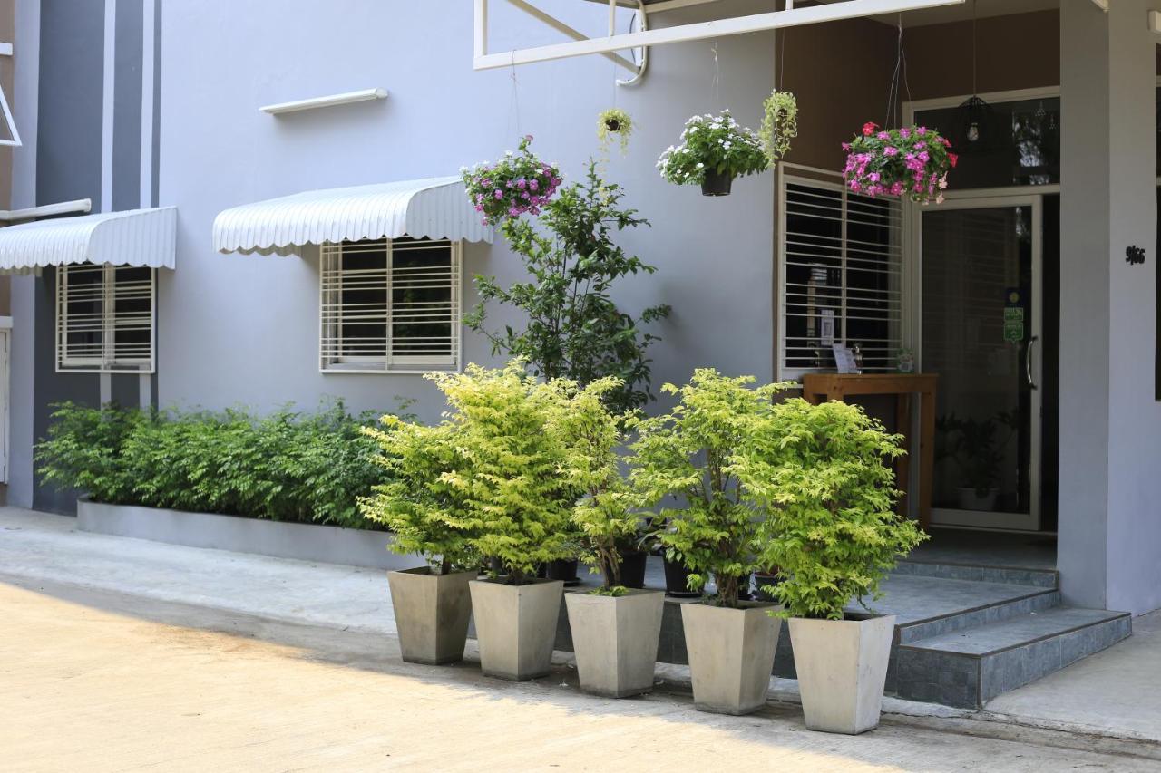 Aparthotel Bijou Boutique Chiang Mai Exterior foto